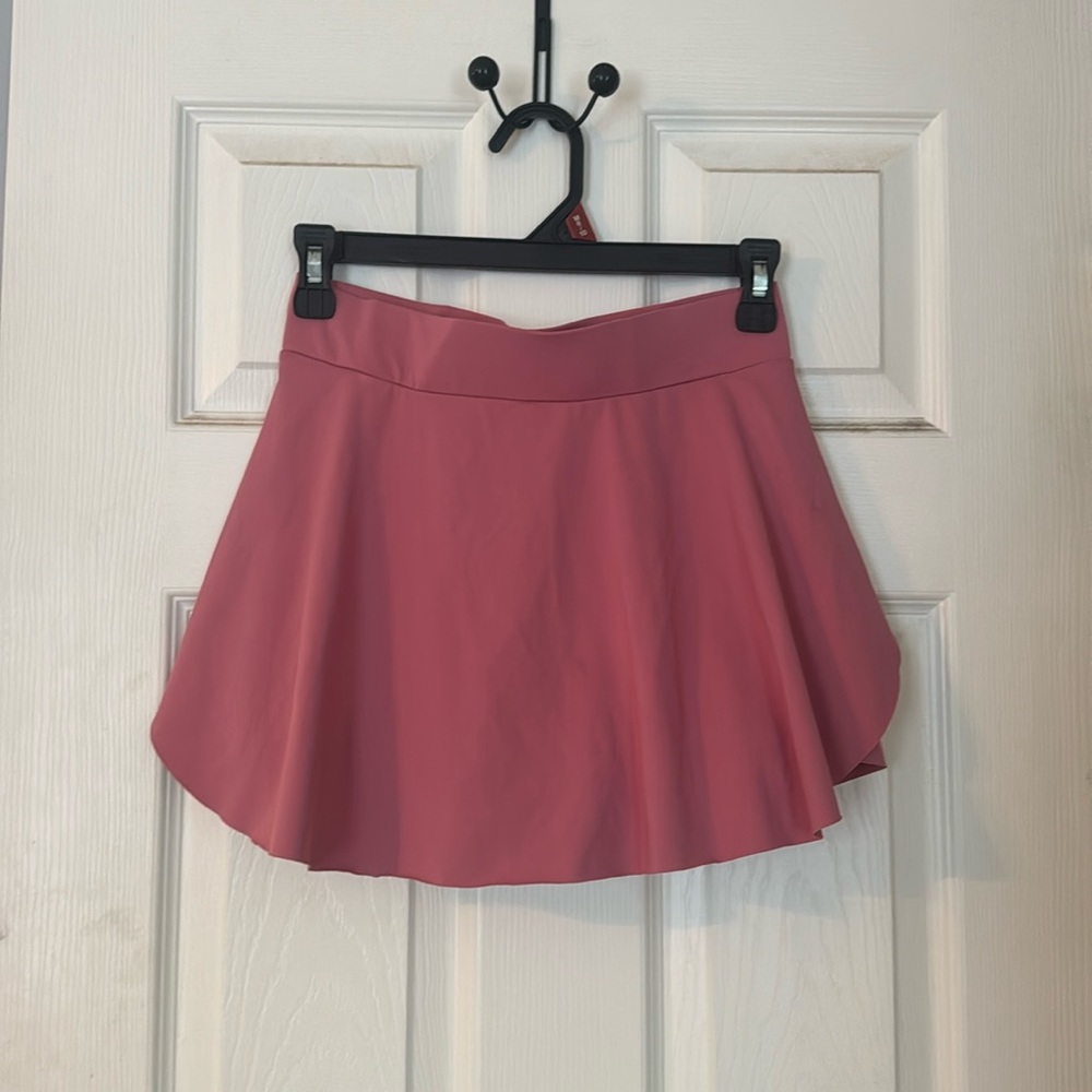 SHEIN Athletic Skirt w/shorts